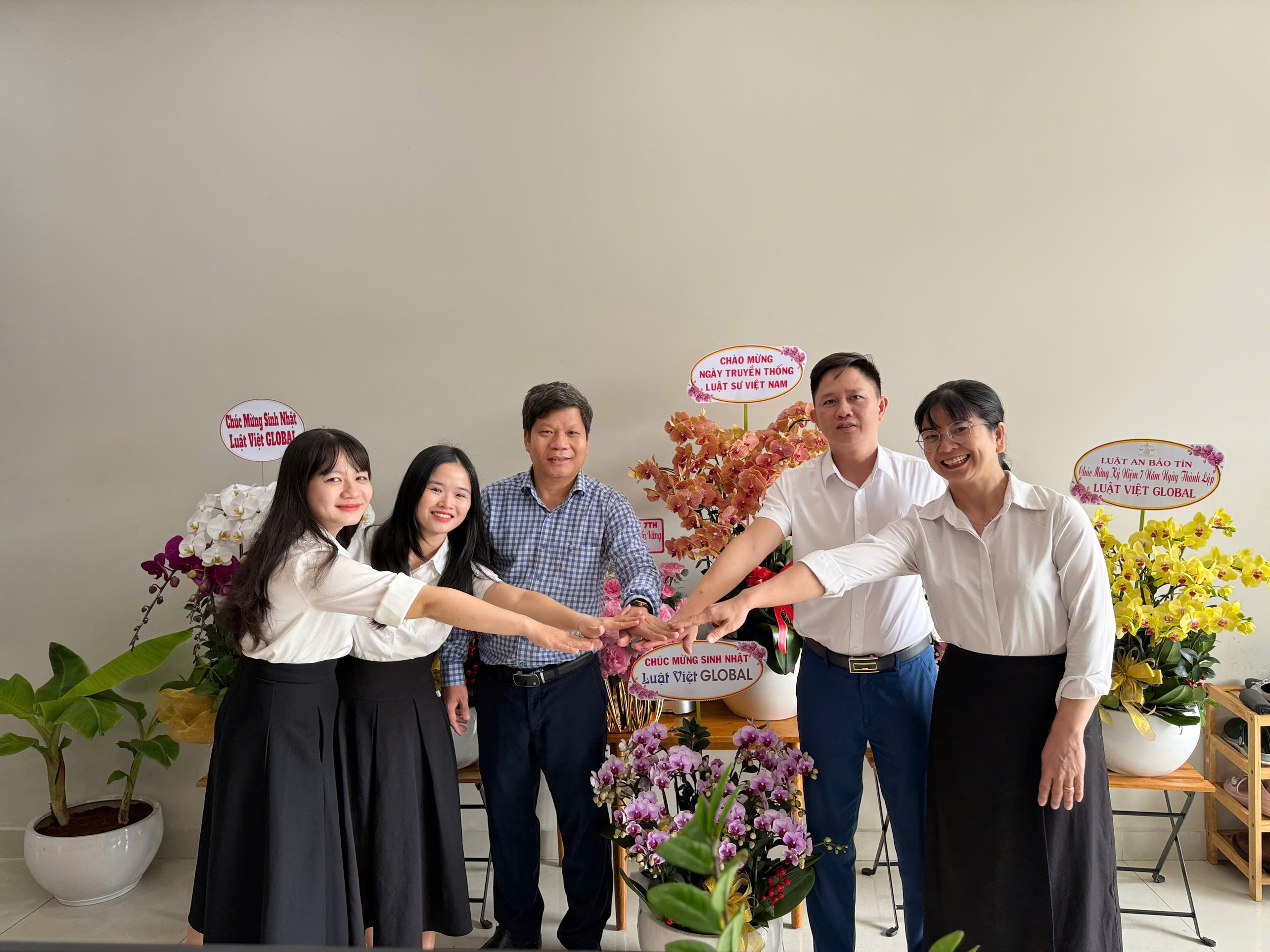 CHÀO MỪNG 80 NĂM NGÀY TRUYỀN THỐNG LUẬT SƯ VIỆT NAM (10/10/1945 – 10/10/2025)